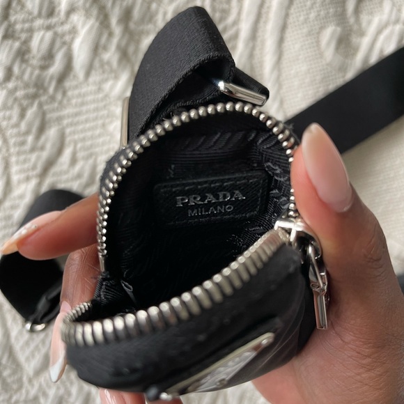 Prada Re-Edition 2004 Re-Nylon Bag - Picture 7 of 9